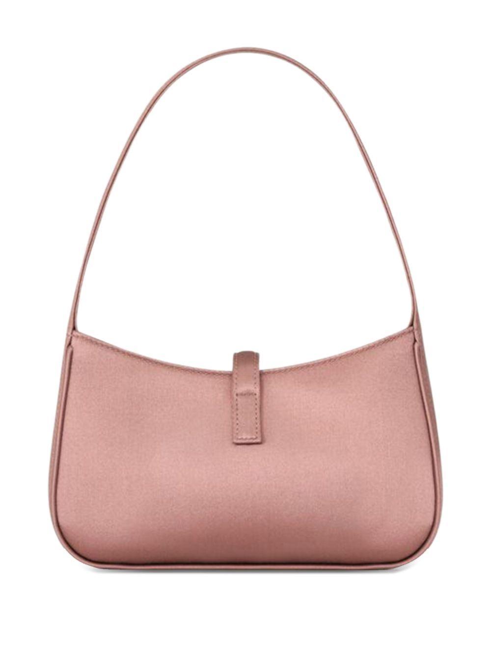 Le 5 à 7 shoulder bag Product Image