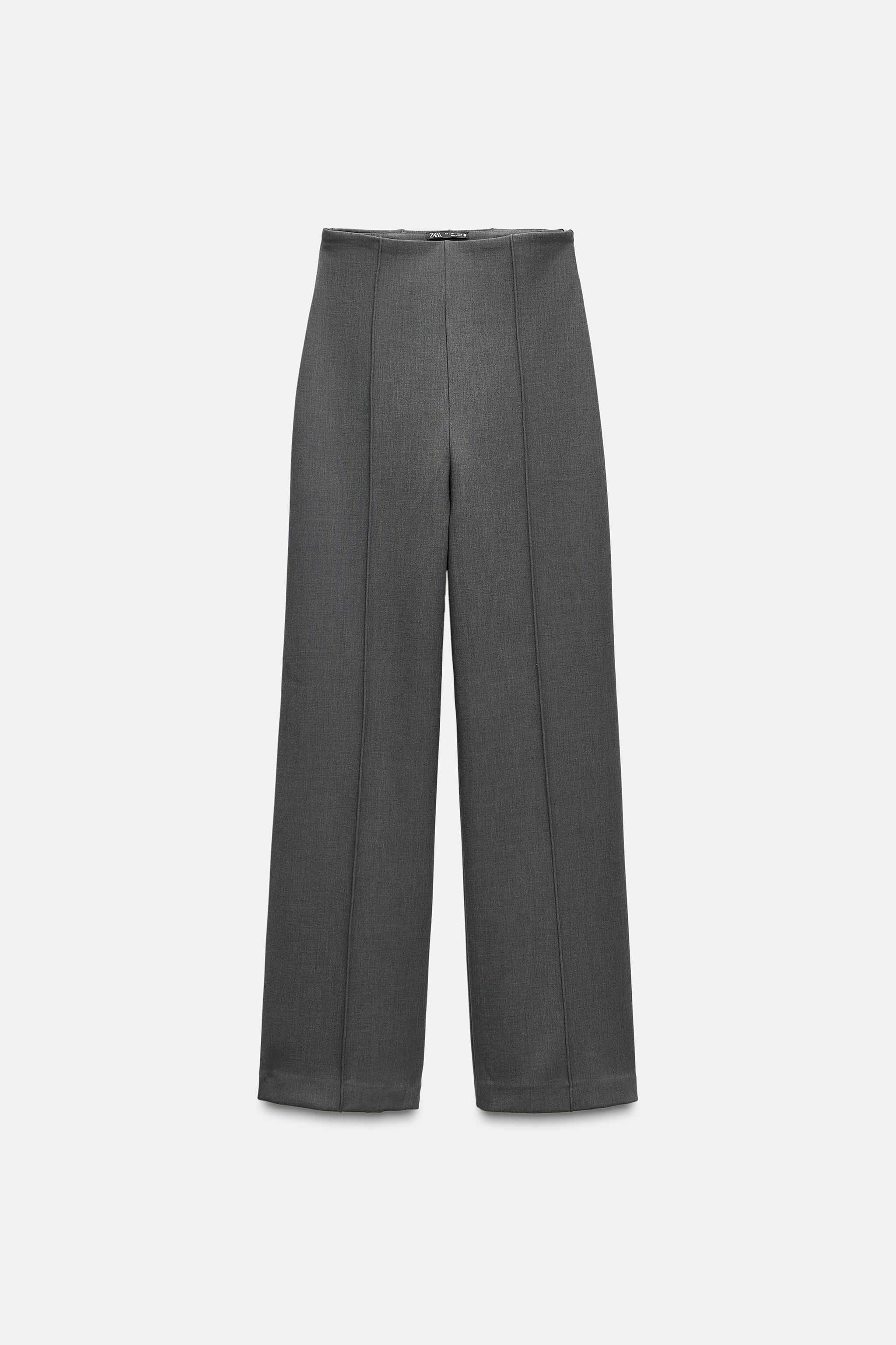 SHORT VOLUMINOUS TOP Product Image