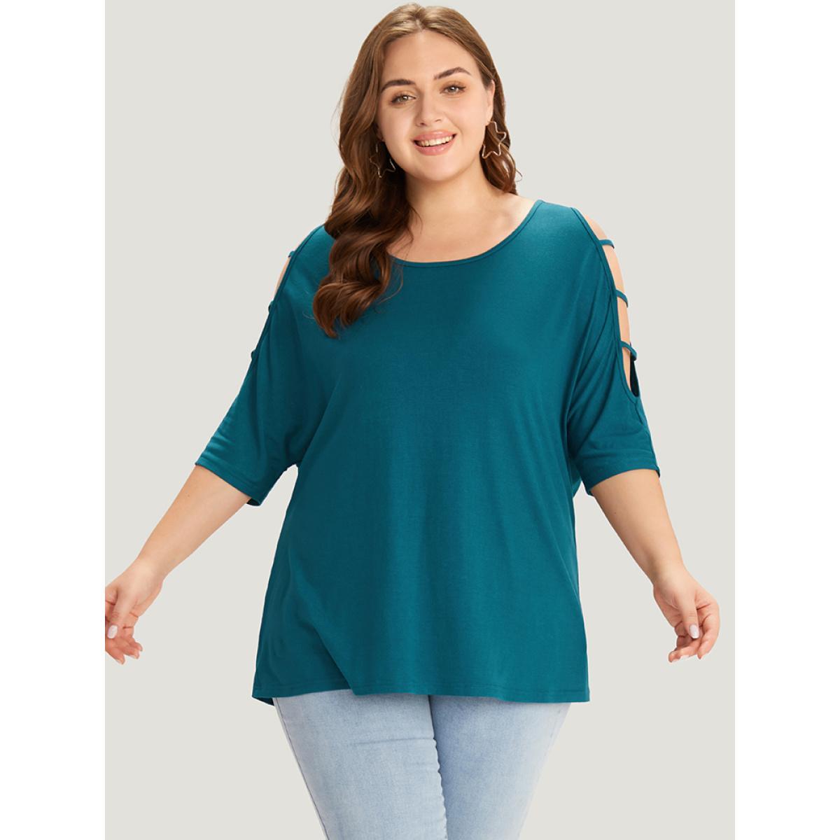Plus Size Solid Cut Out Round Neck Dolman Sleeve T-shirt Aegean Women Elegant Plain Round Neck Dailywear T-shirts BloomChic 28/5X Product Image