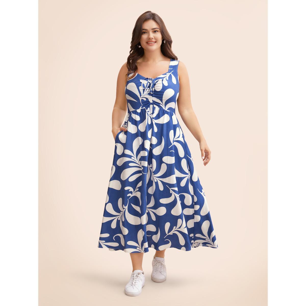 Plus Size Silhouette Floral Print Drawstring Midi Dress Mediumblue Women Elegant Gathered Heart neckline Sleeveless Curvy BloomChic 26/4X Product Image