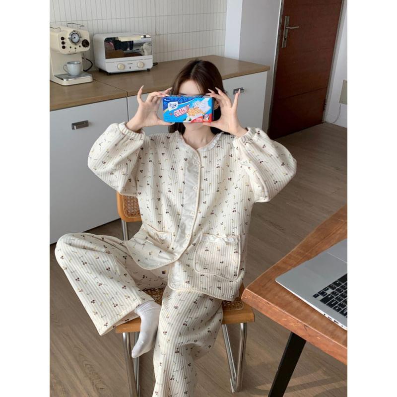 Pajama Set: Long-Sleeve Print Top + Pants Product Image