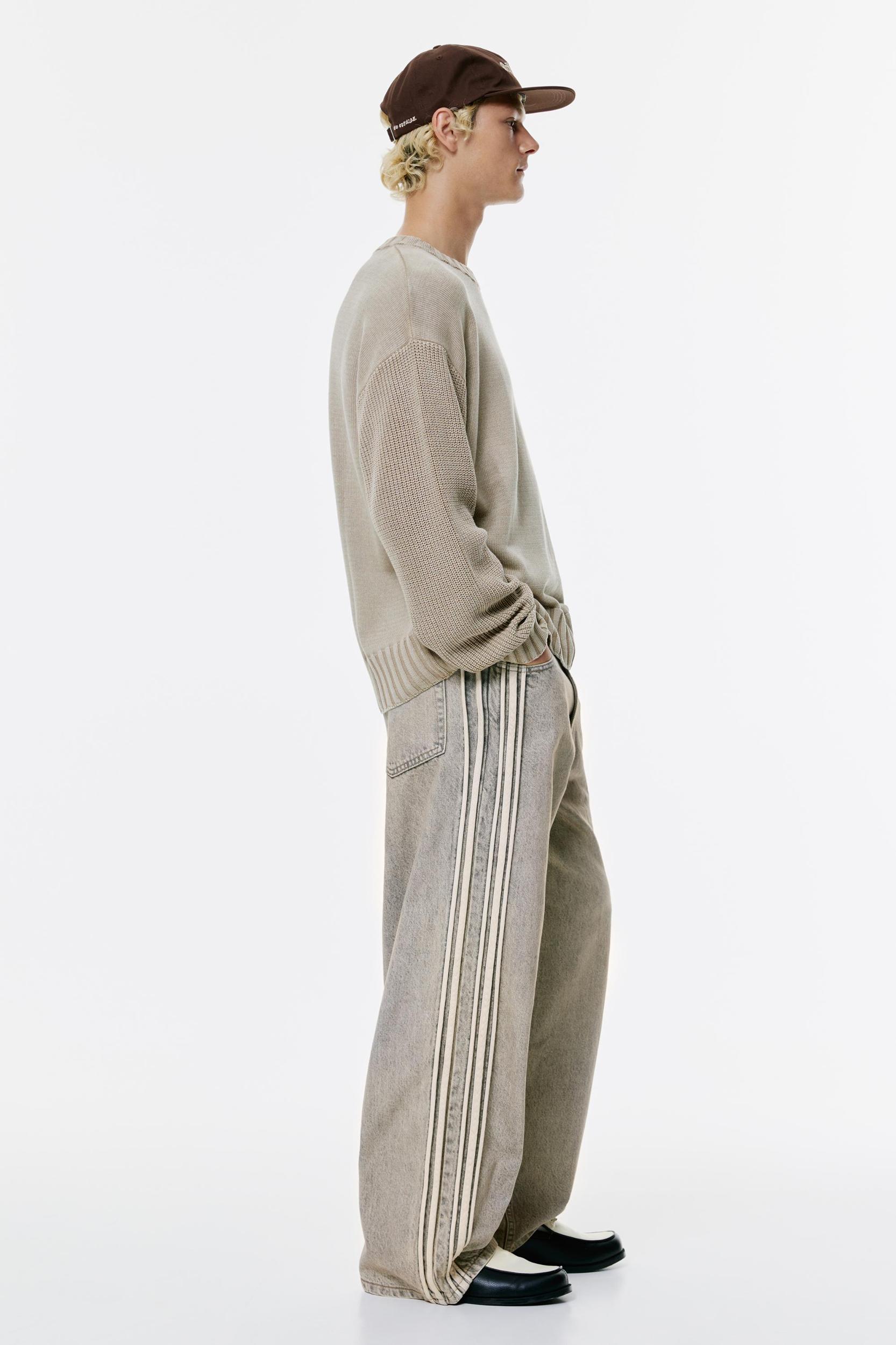 Side stripe baggy jeans Product Image