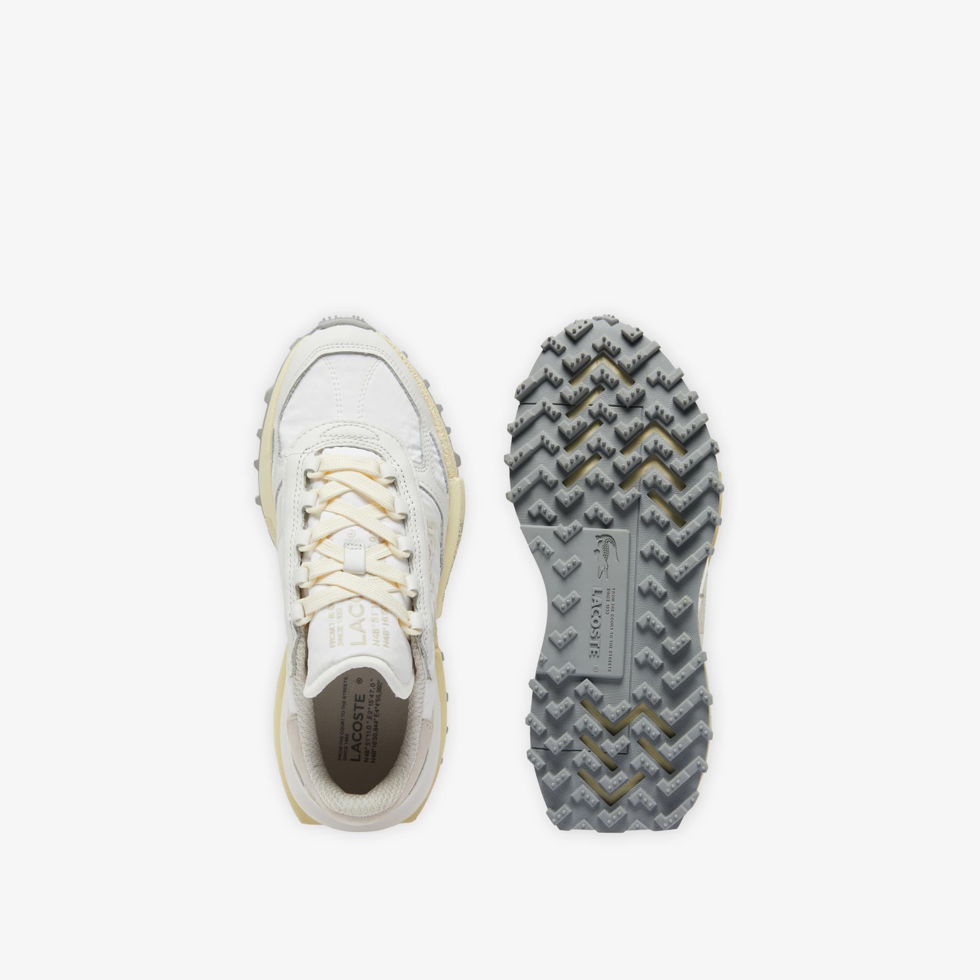 Women's Elite Active Sneakers Product Image