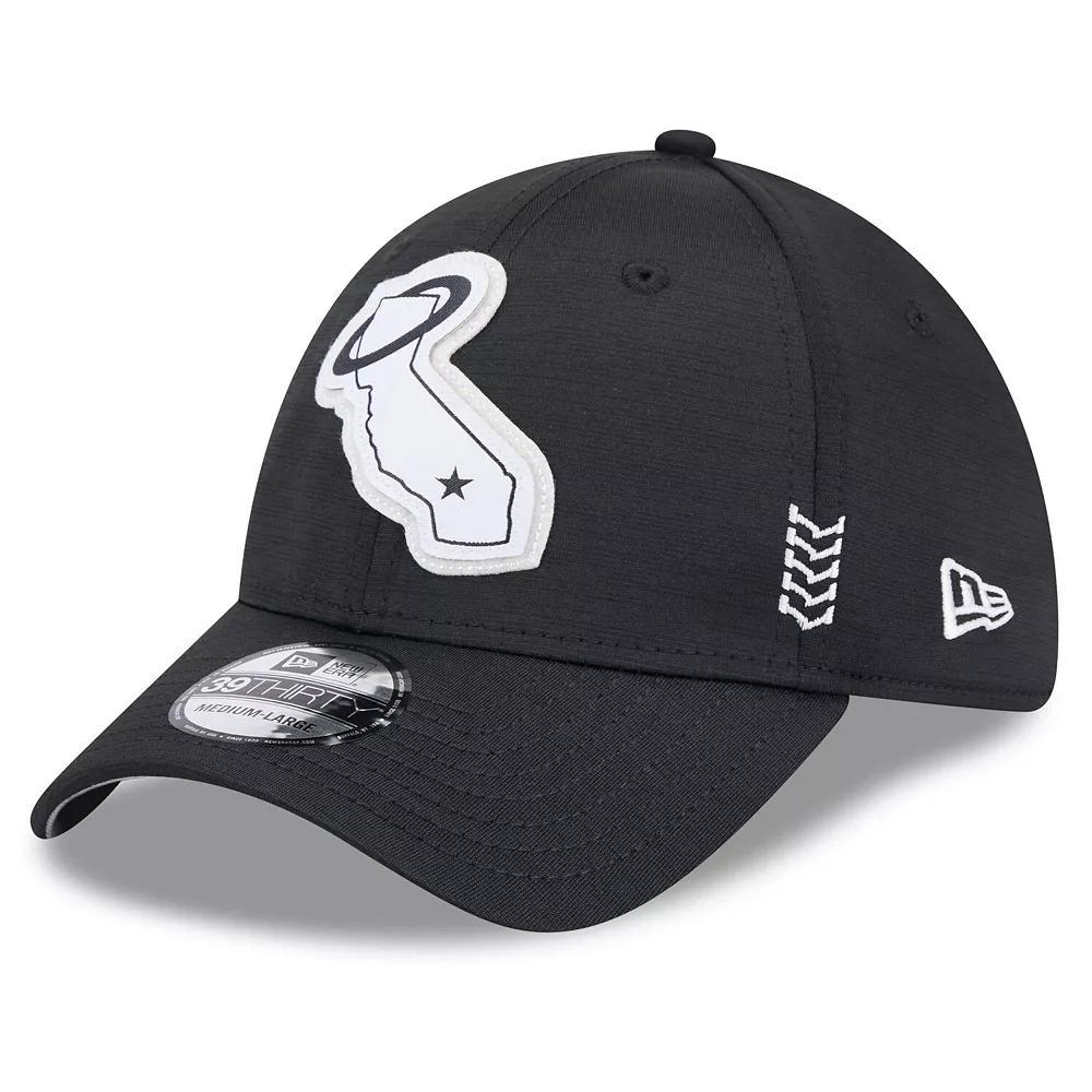 Men's New Era  Black Los Angeles Angels 2024 Clubhouse 39THIRTY Flex Fit Hat, Size: Medium/Large Product Image