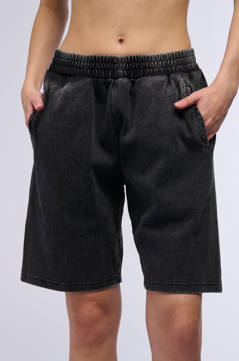 MONTANA MINERAL WASH SWEATSHORT Product Image