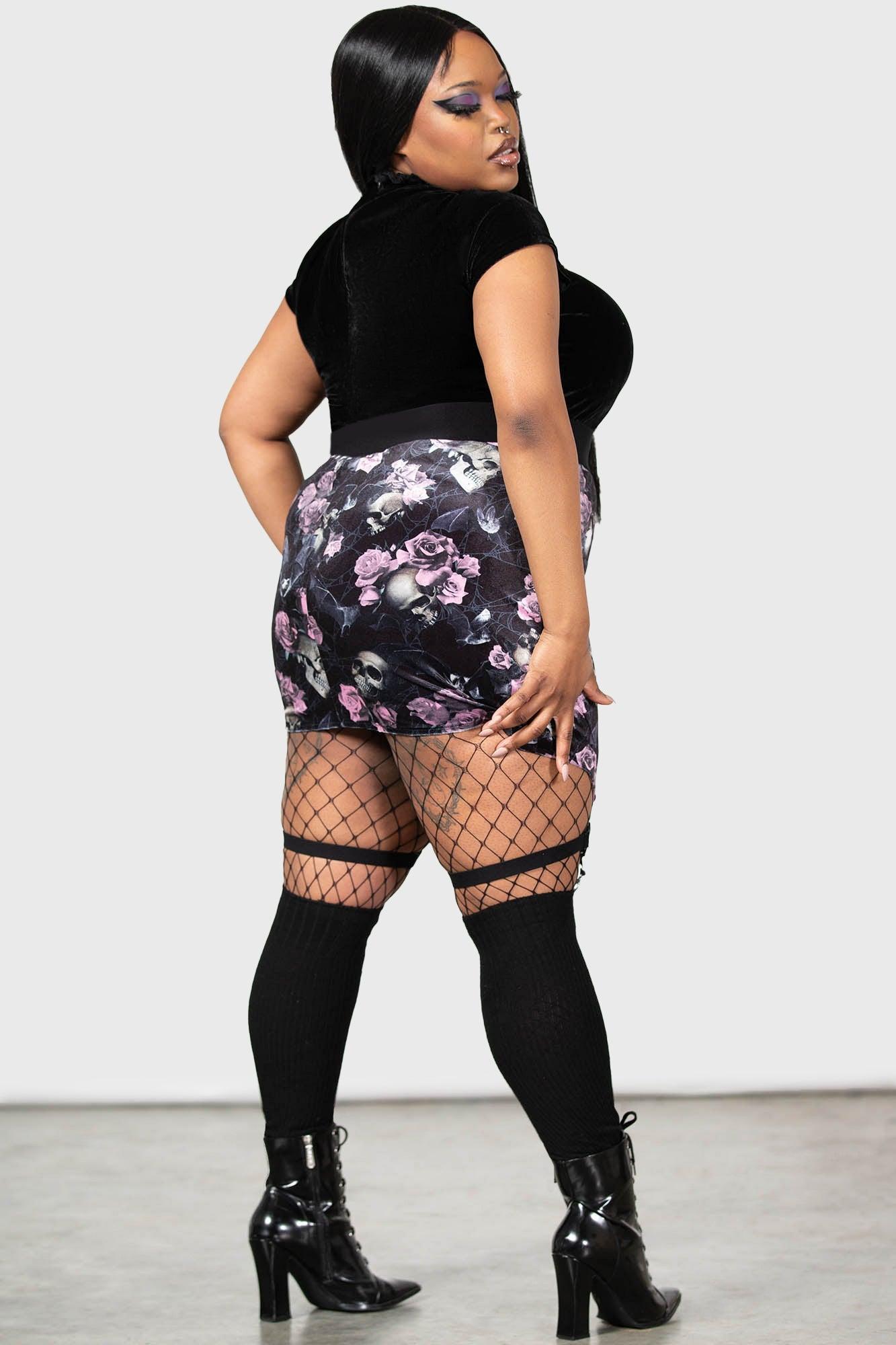 Cassandra Velvet Mini Skirt [BLACK/PINK] [PLUS] - Resurrect Female Product Image