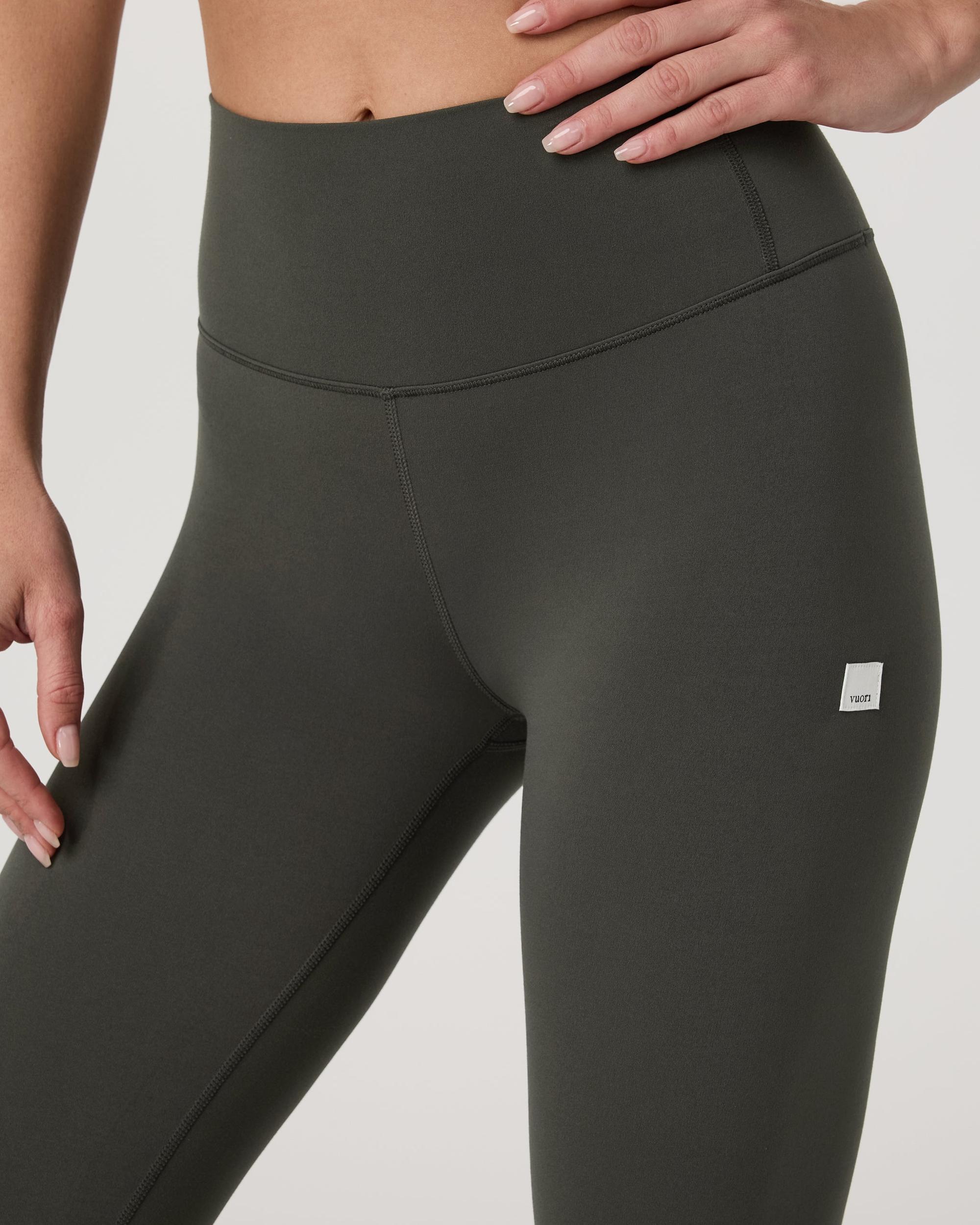 Vuori AllTheFeels™ Crop Legging Product Image