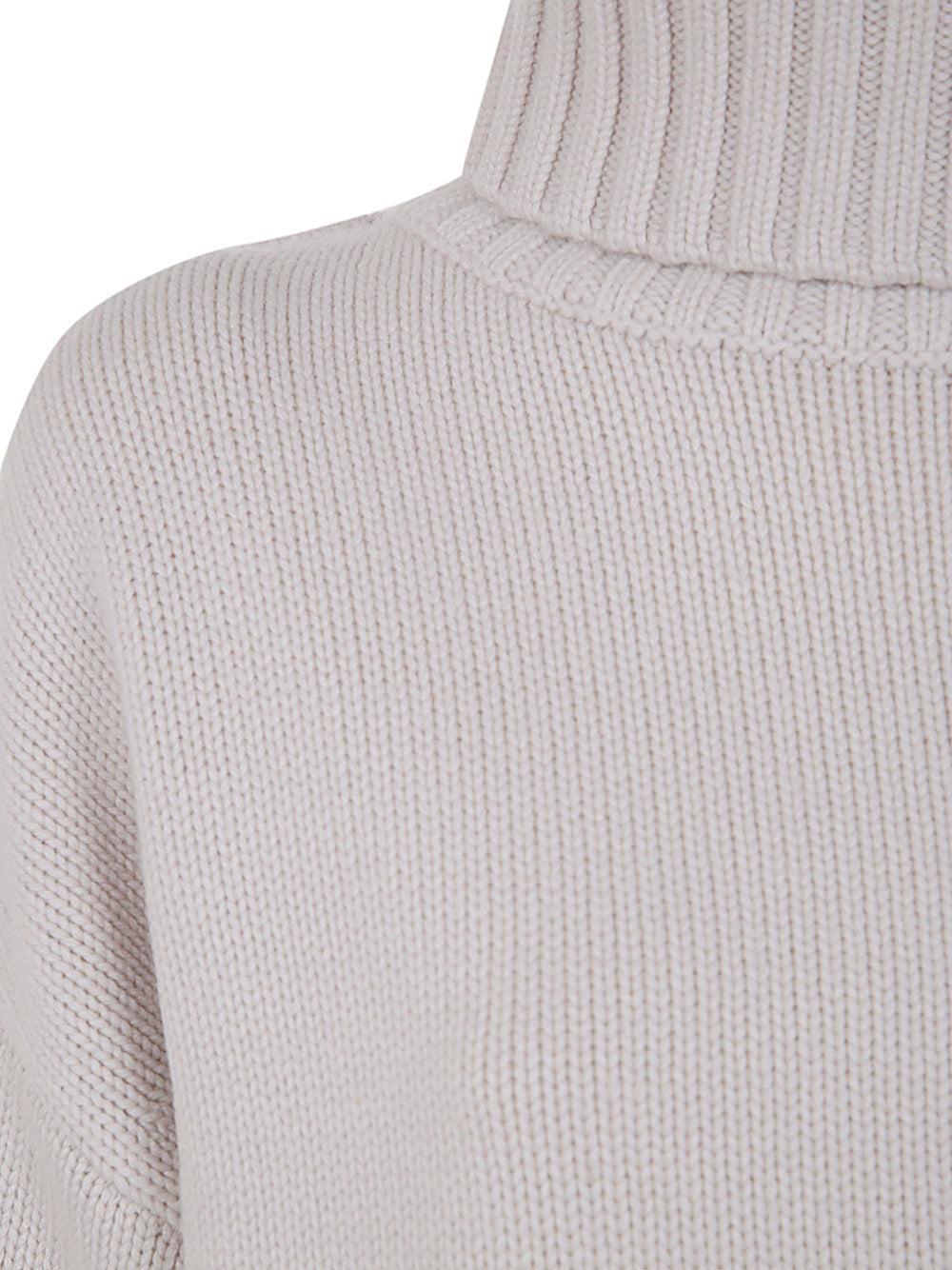 EXTREME CASHMERE Sweaters Cashmere N°20 Oversize Ztra In White Product Image