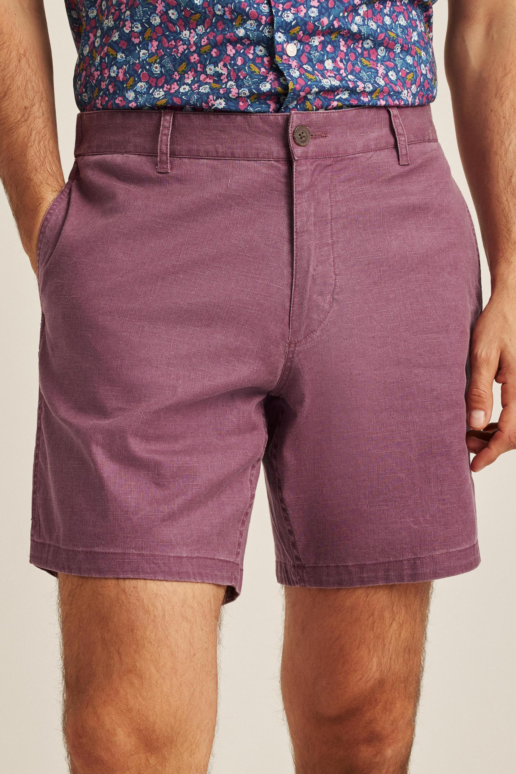 Weekend Chino Shorts Product Image