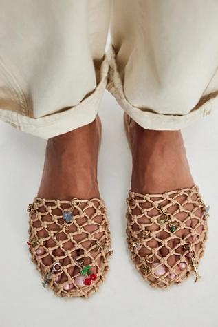 Wayside Woven Flats Product Image