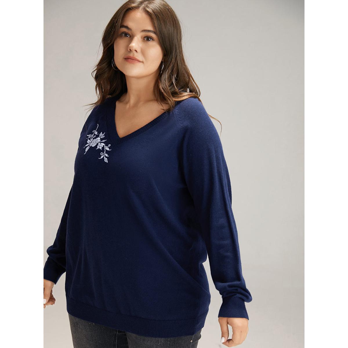 Plus Size Supersoft Essentials Floral Embroidered Pullover Indigo Women Casual Loose Long Sleeve V-neck Dailywear Pullovers BloomChic 30/6X Product Image