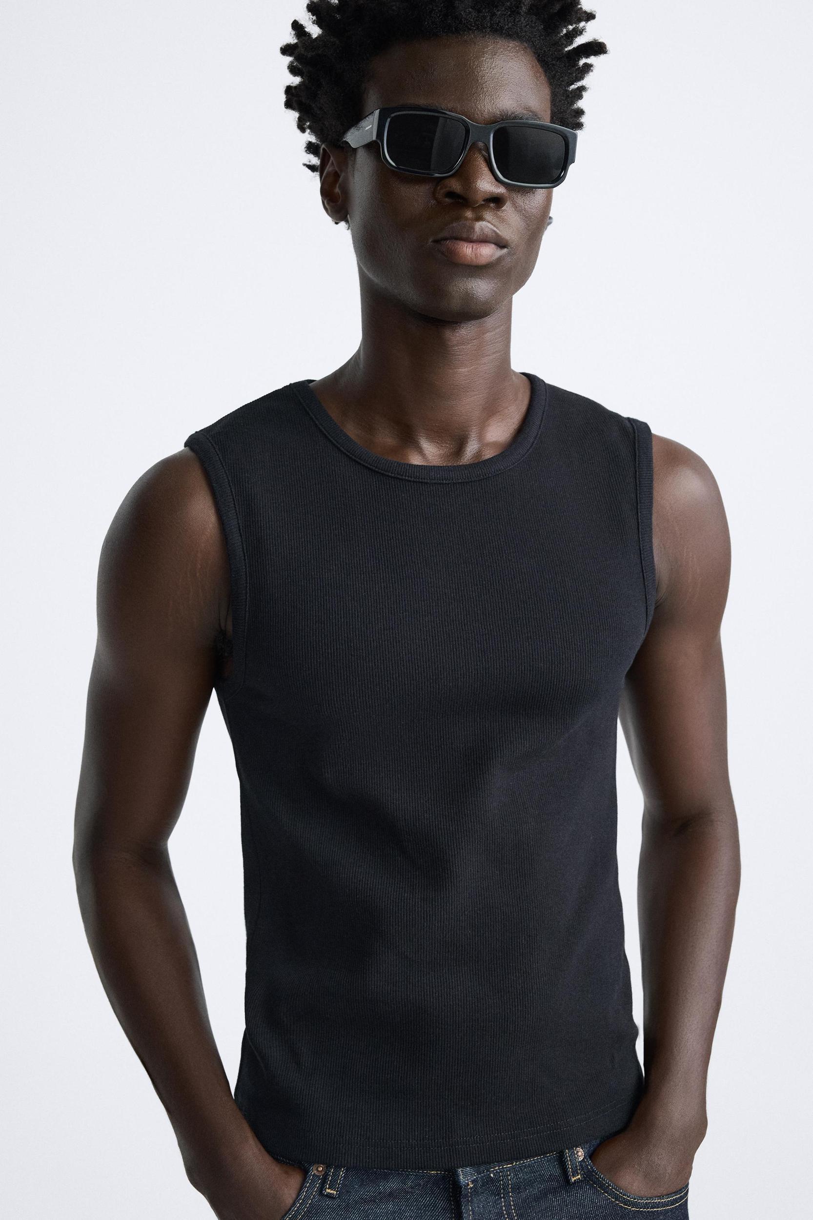 HEAVYWEIGHT TANK T-SHIRT Product Image