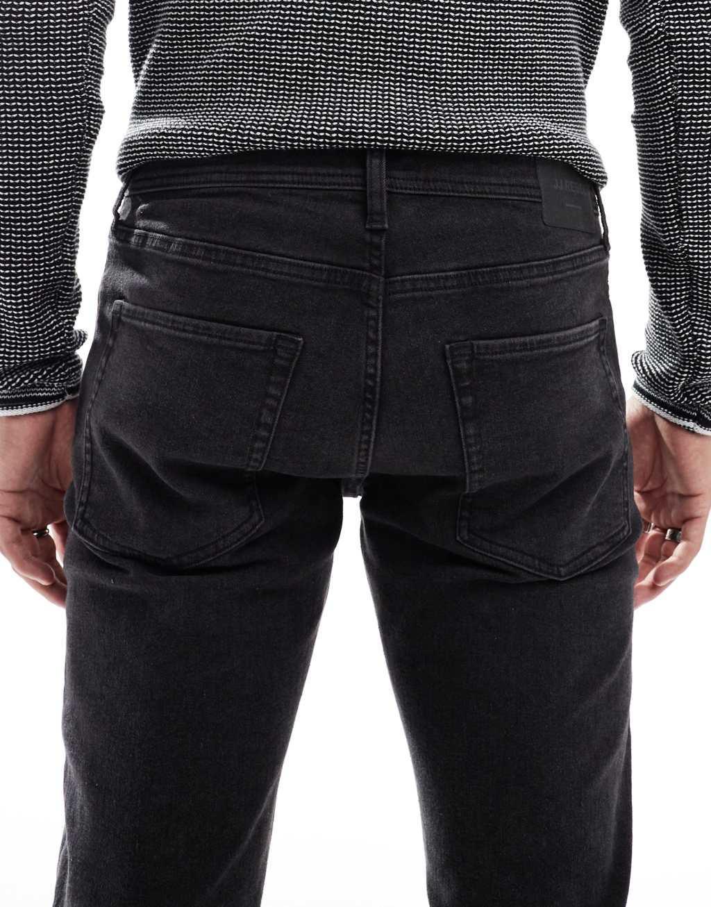 JJ Rebel adam tapered jeans in black  Product Image