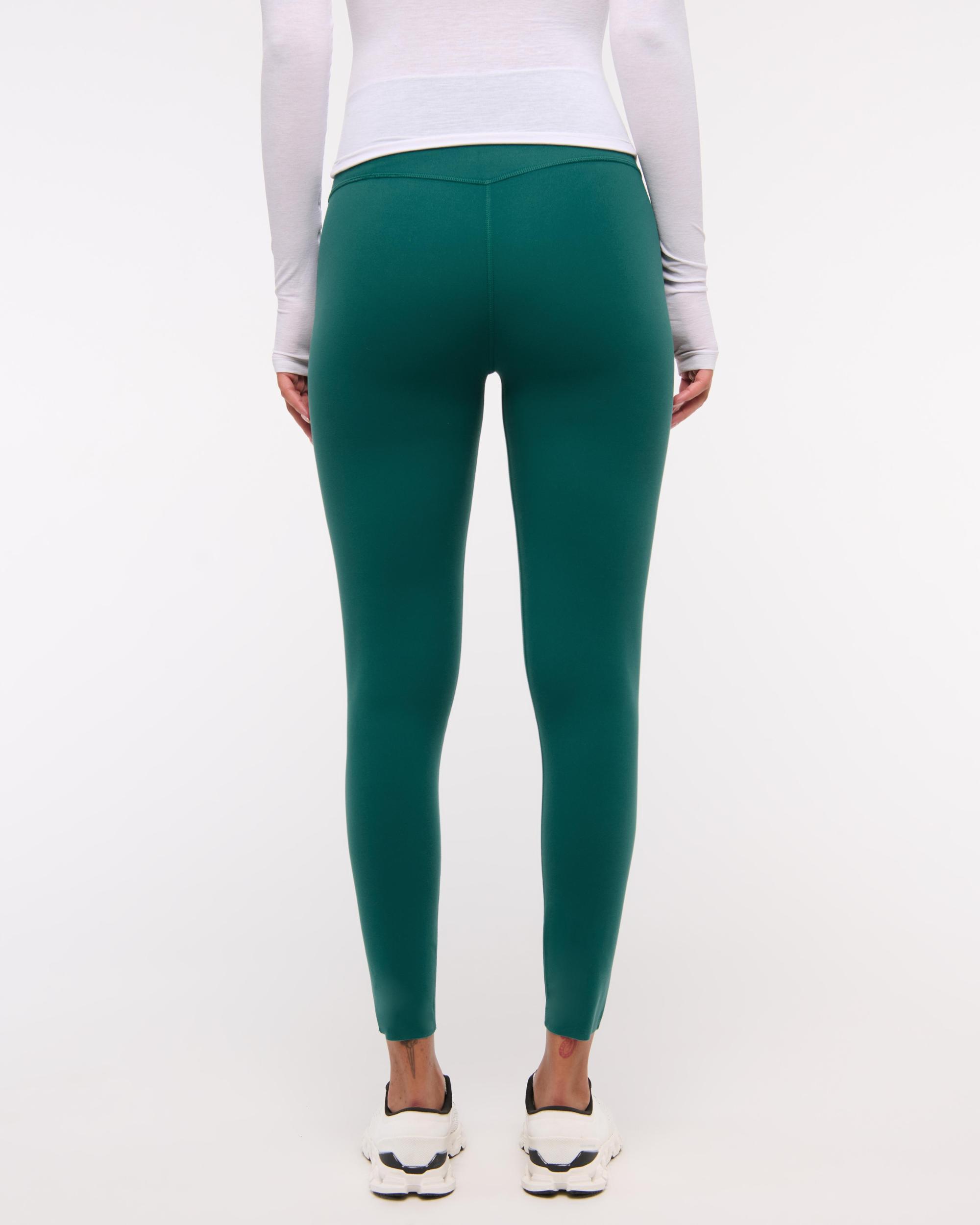 YPB studioFLEX 7/8-Length Legging Product Image