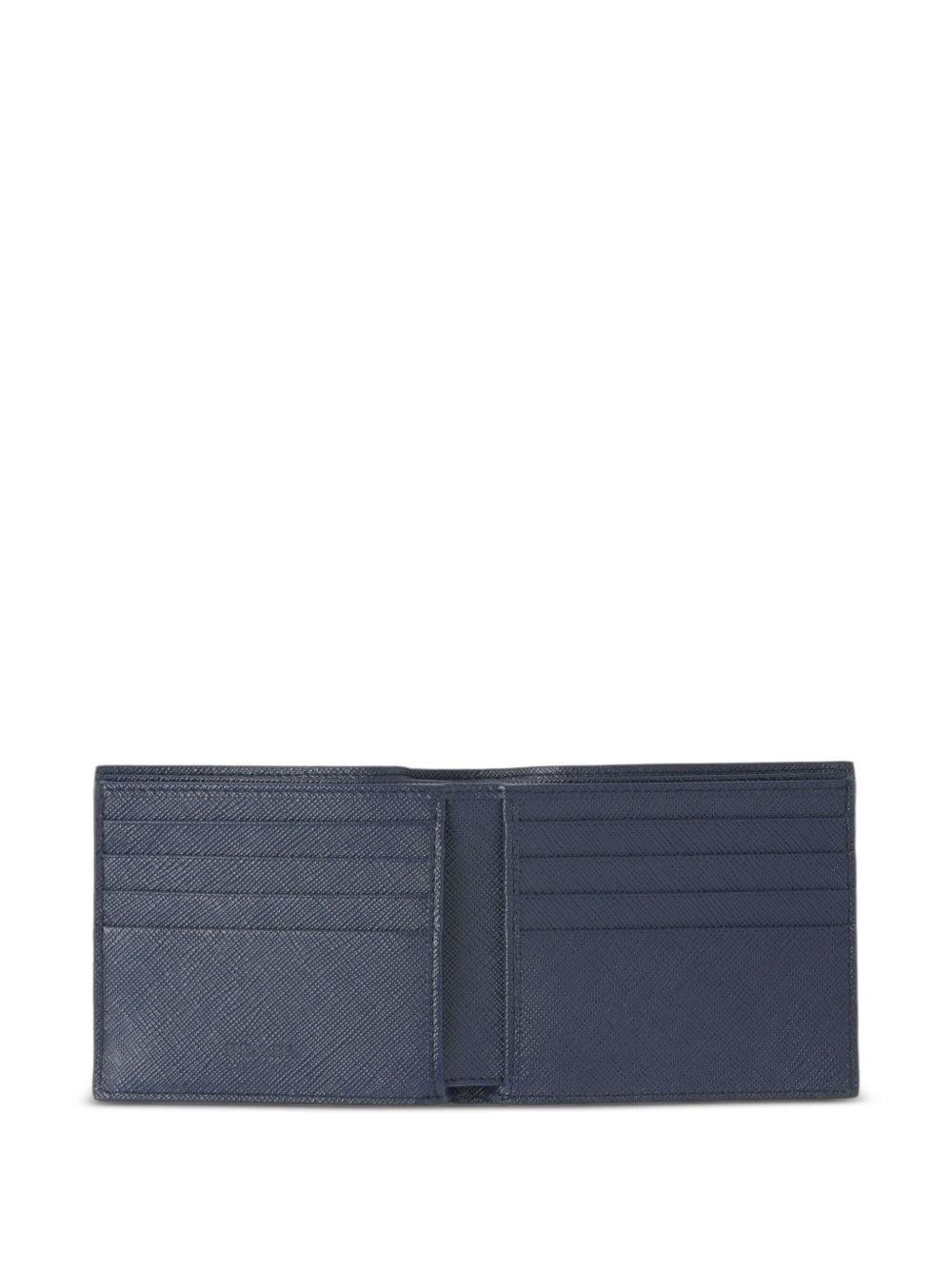 textured bi-fold wallet Product Image