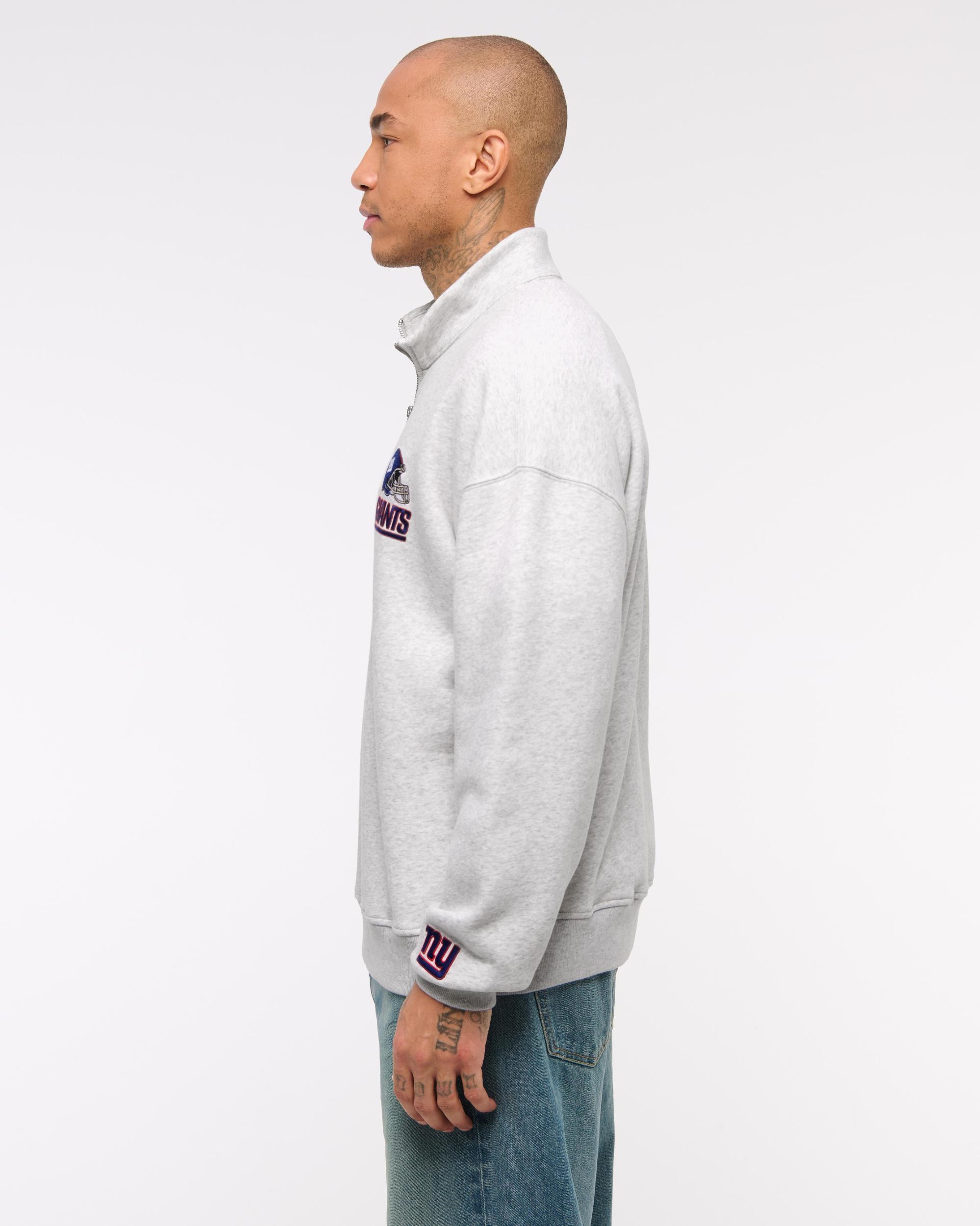 Chicago Bears Half-Zip Sweatshirt Product Image