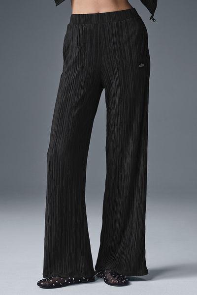 High-Waist Micro Plisse Straight Leg Pant - Black Product Image