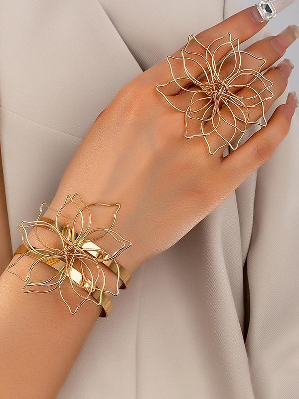 Flower Shape Bracelet Accessories + Rings Accessories Product Image