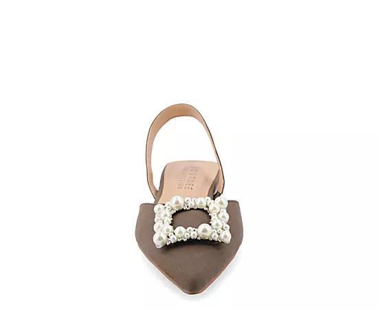 Journee Collection Womens Hannae Wideflat Product Image