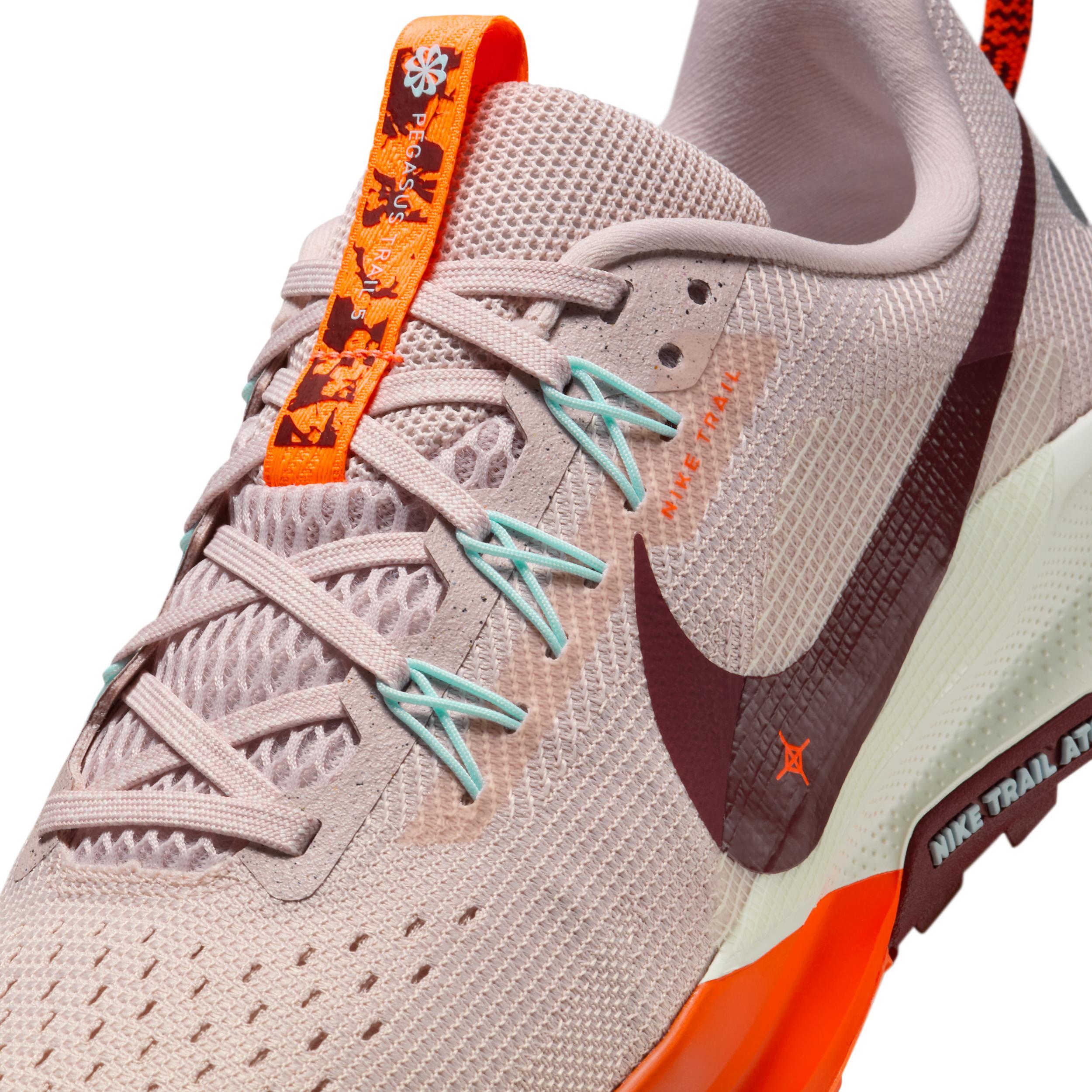 Nike Women's Pegasus Trail 5 Trail Running Shoes Product Image
