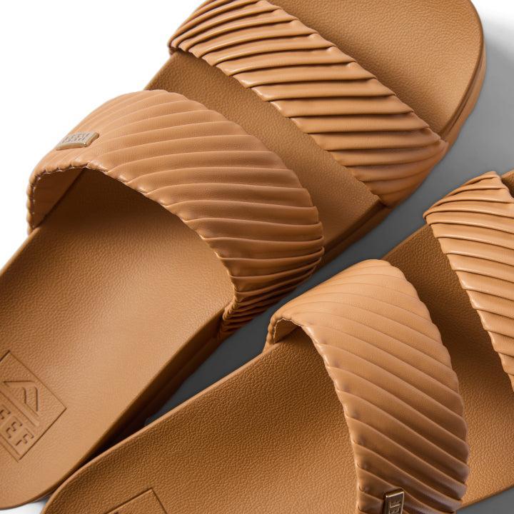 Cushion Vista Hi Female Product Image