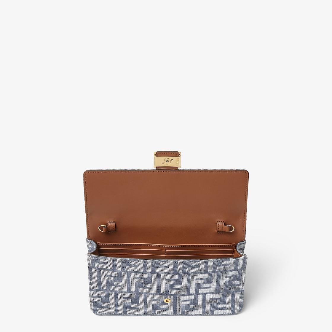 Wallet On Chain BaguetteBlue denim-effect FF jacquard wallet Product Image