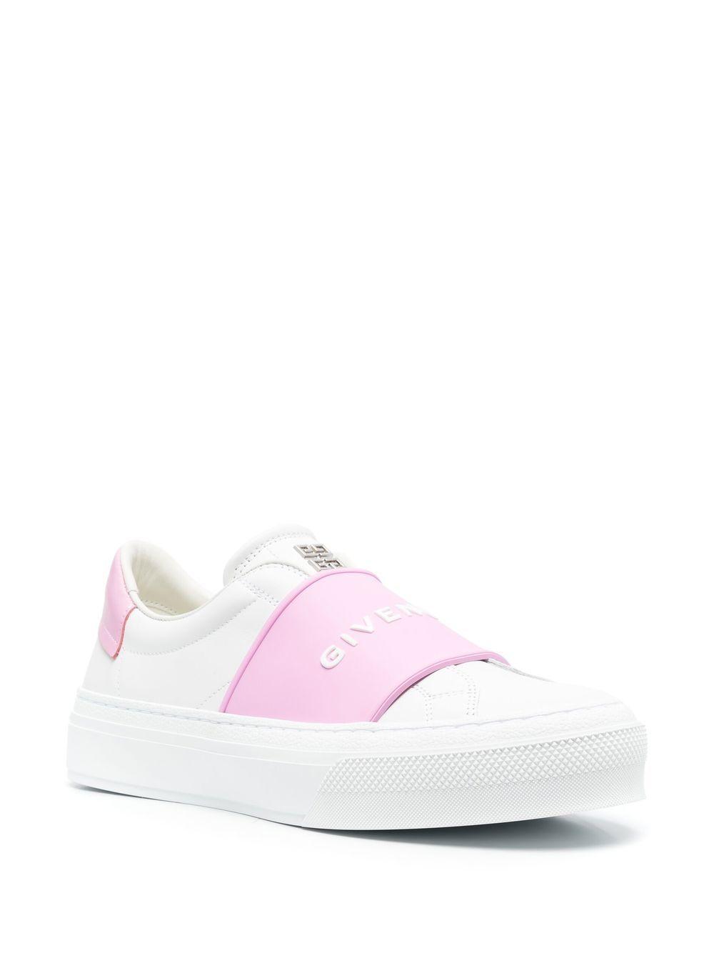 leather logo-print sneakers Product Image