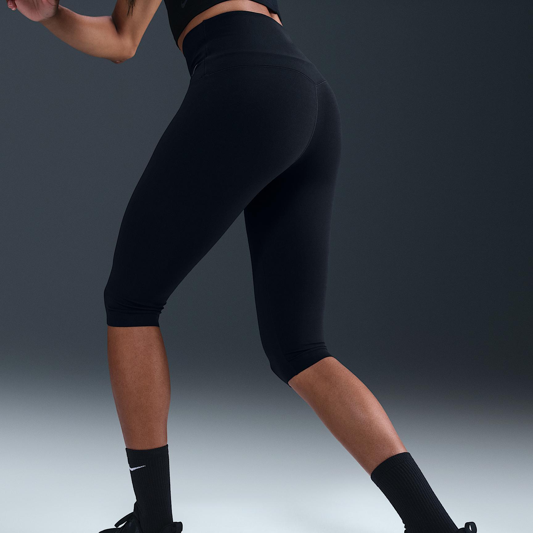Nike Women's Zenvy High-Waisted Capri Leggings Product Image