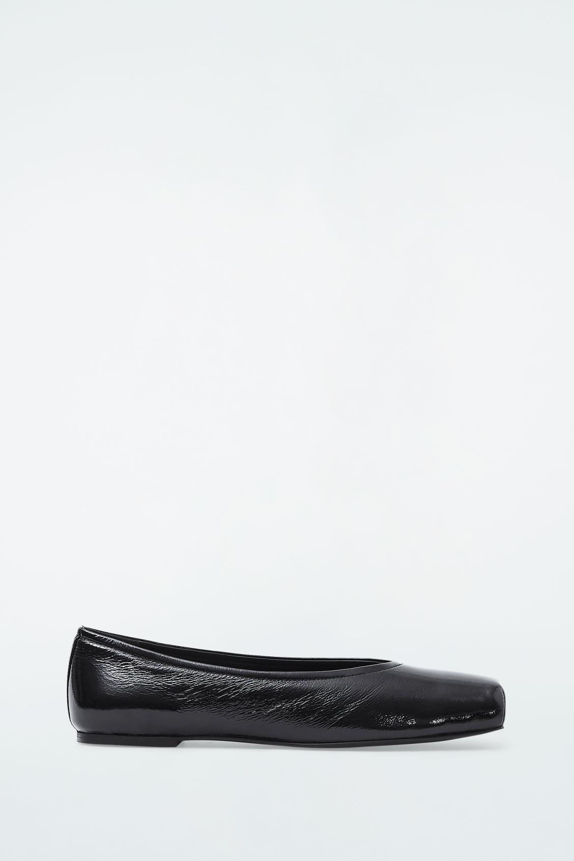 SQUARE-TOE BALLET FLATS Product Image