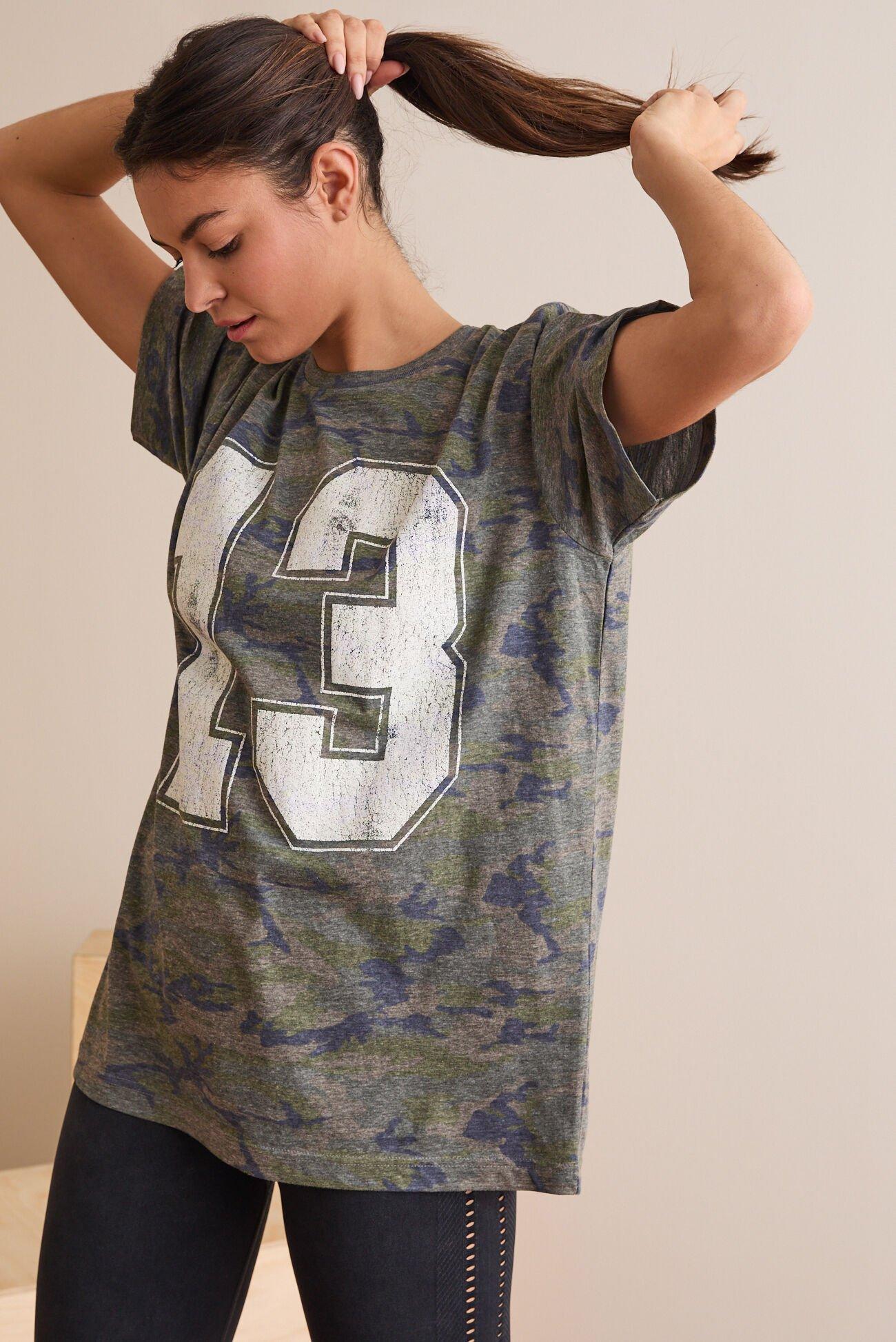 13 Oversized Graphic Tee Product Image