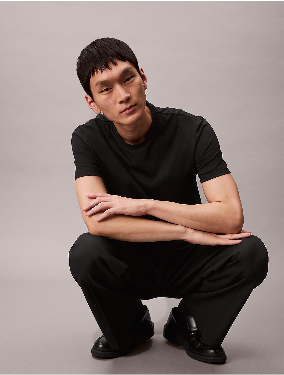 Calvin Klein Mens Liquid Touch Crewneck T-Shirt Product Image