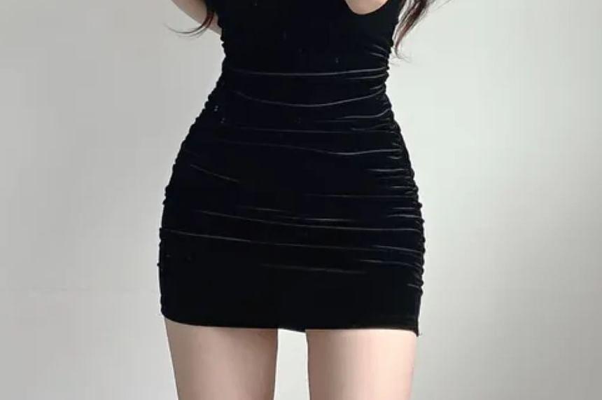 Two-Way Velvet Bow Slim-Fit Mini Dress Product Image