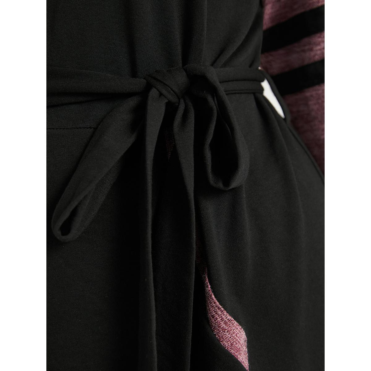 Plus Size Stitch Pocket Striped Patchwork Raglan Sleeve Belted Dress Black Women Casual Belted Round Neck Long Sleeve Curvy Midi Dress BloomChic 10/M Product Image