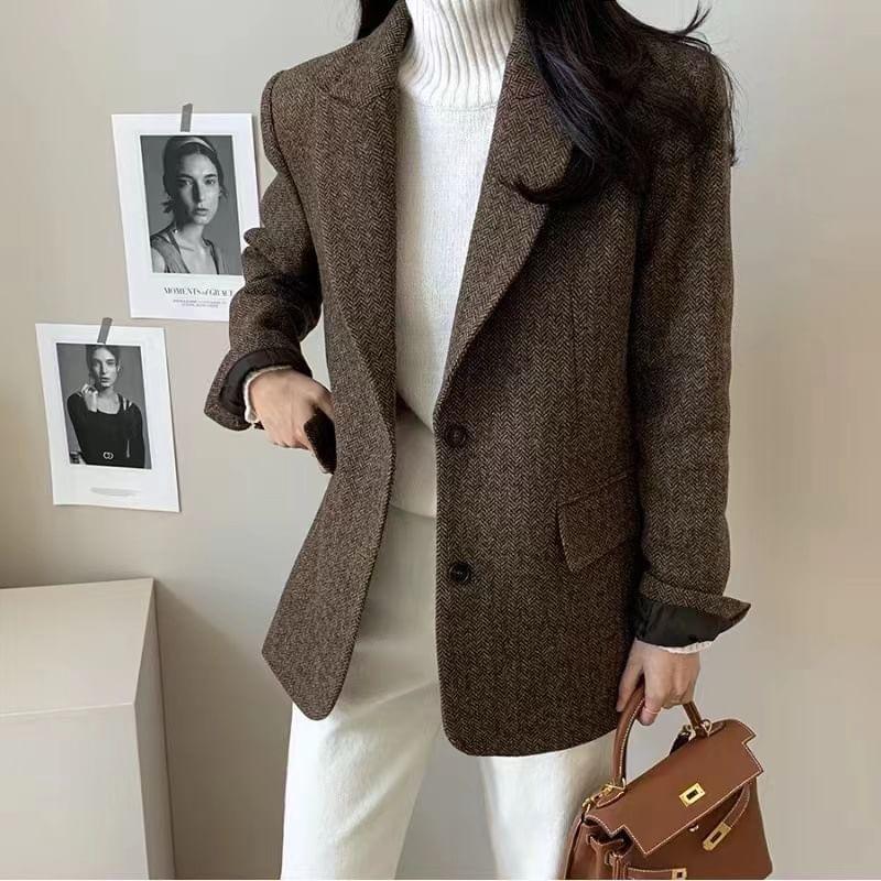 Peak Lapel Plain Single-Breasted Blazer Product Image