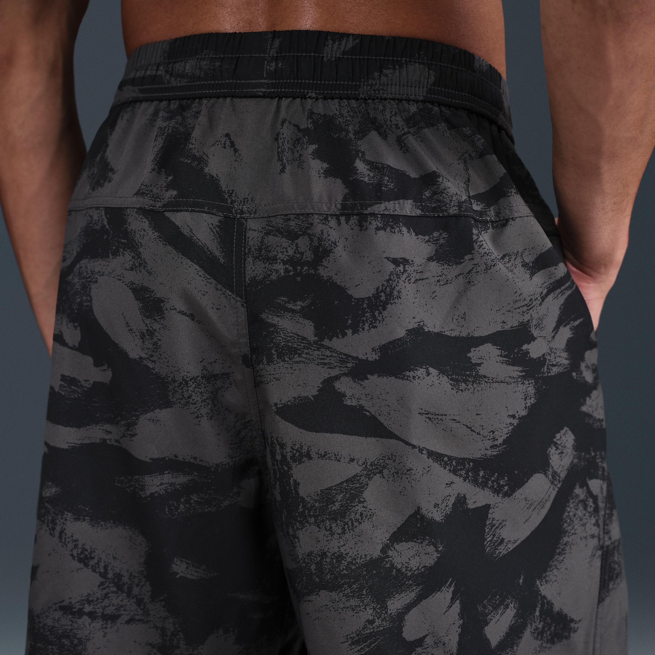 Nike Men's Form Dri-FIT 7" Unlined Versatile Shorts Product Image