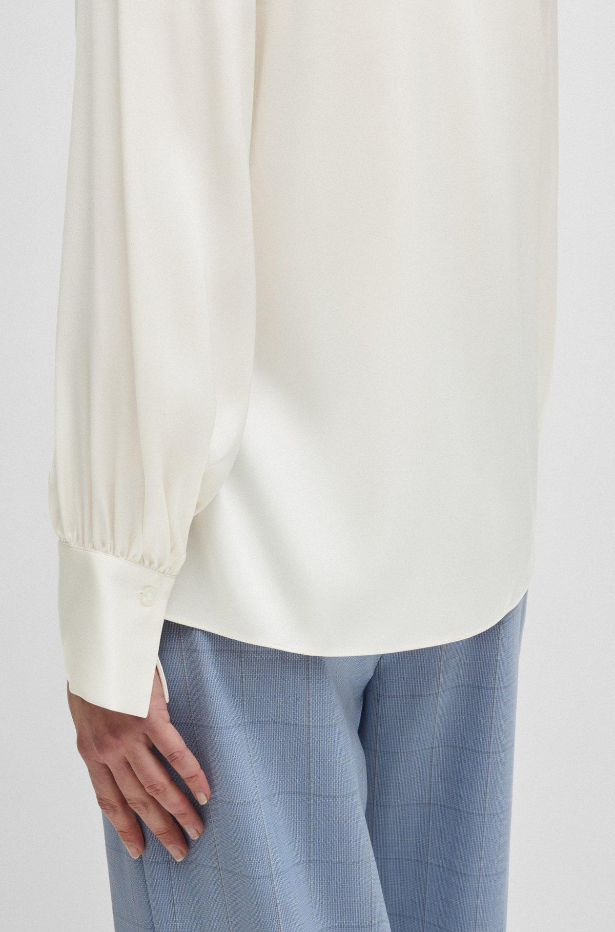 Relaxed-fit blouse in stretch silk with keyhole neckline Product Image