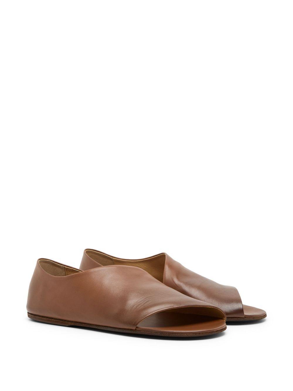 leather sandals Product Image