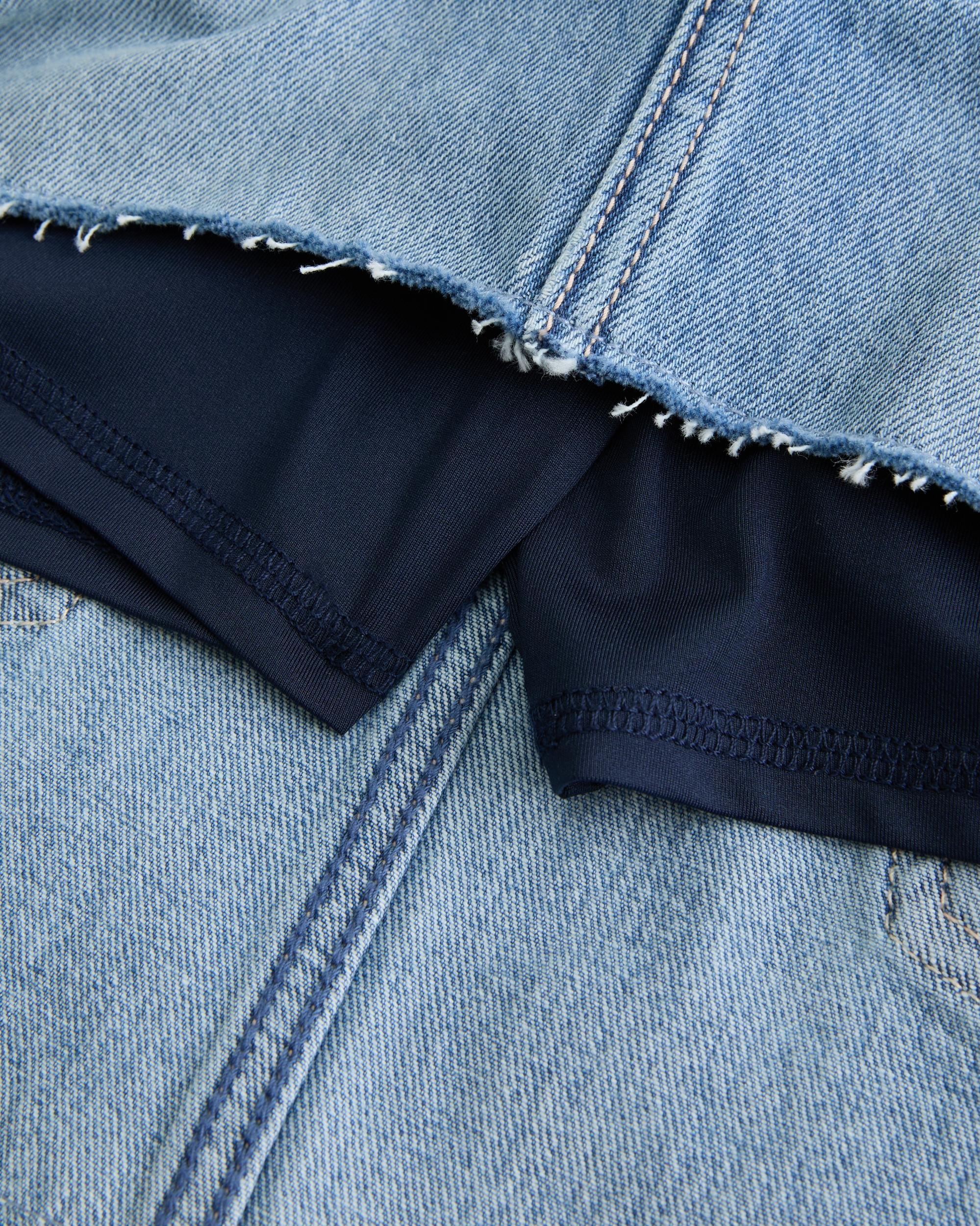Low-Rise Y2K Chop Pocket Denim Mini Skort Product Image