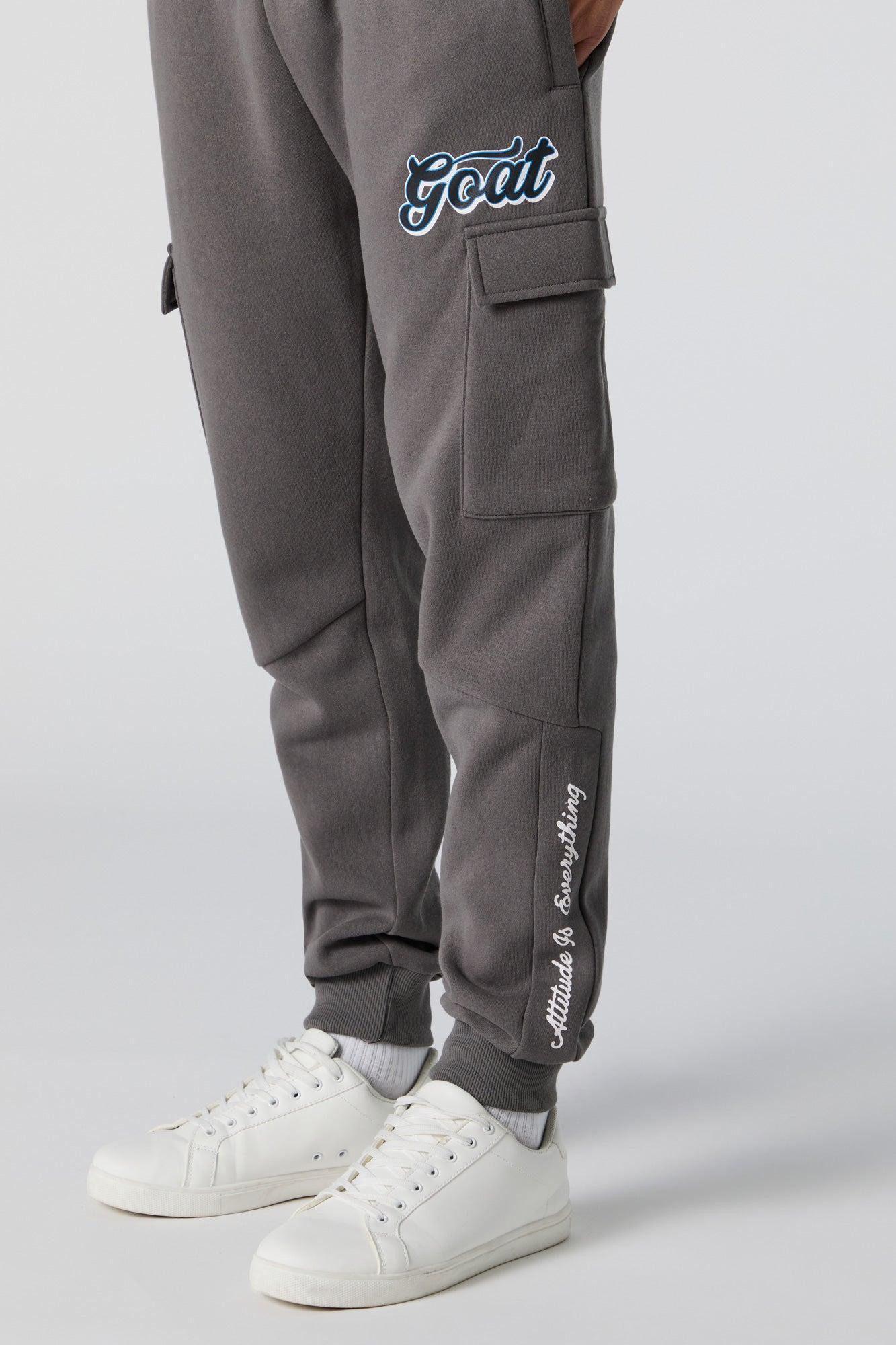 Graphic Fleece Cargo Jogger Male Product Image