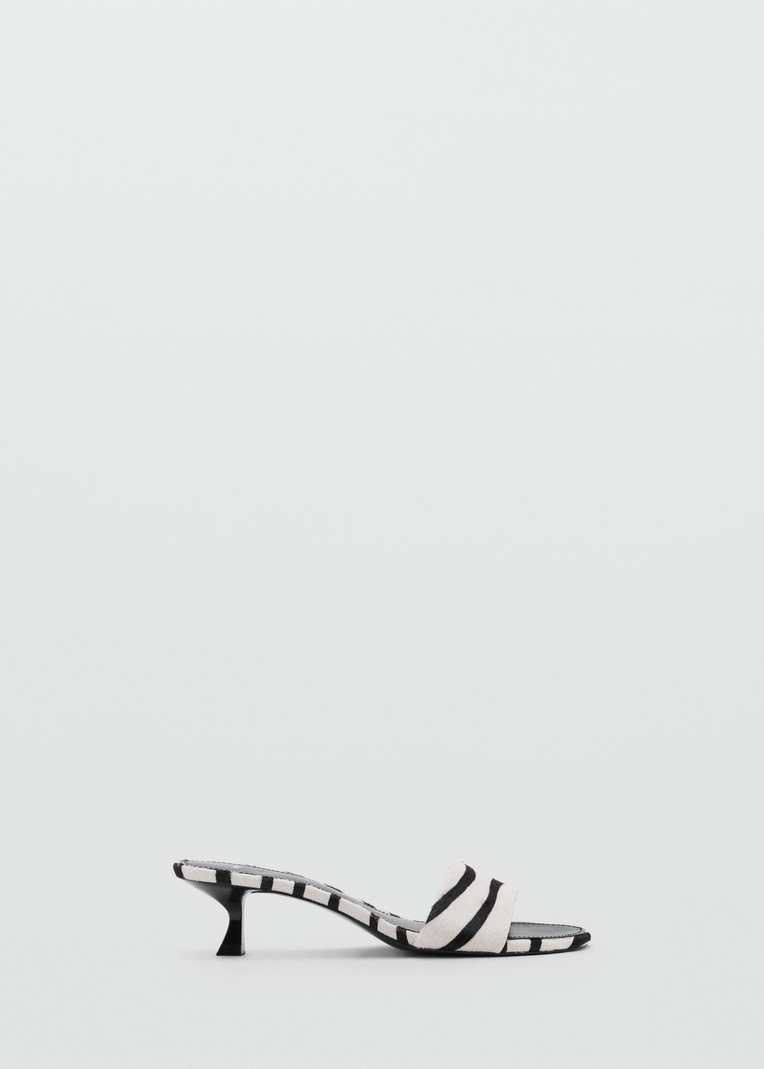 Zebra-print fur sandals - Women | MANGO USA Product Image