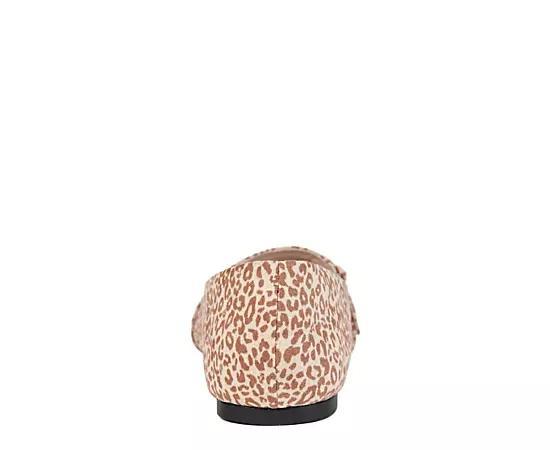Journee Collection Womens Audrey Flat Product Image