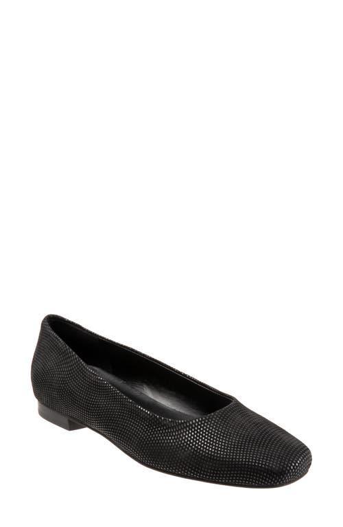 Trotters Honor Nubuck) Women's Shoes Product Image