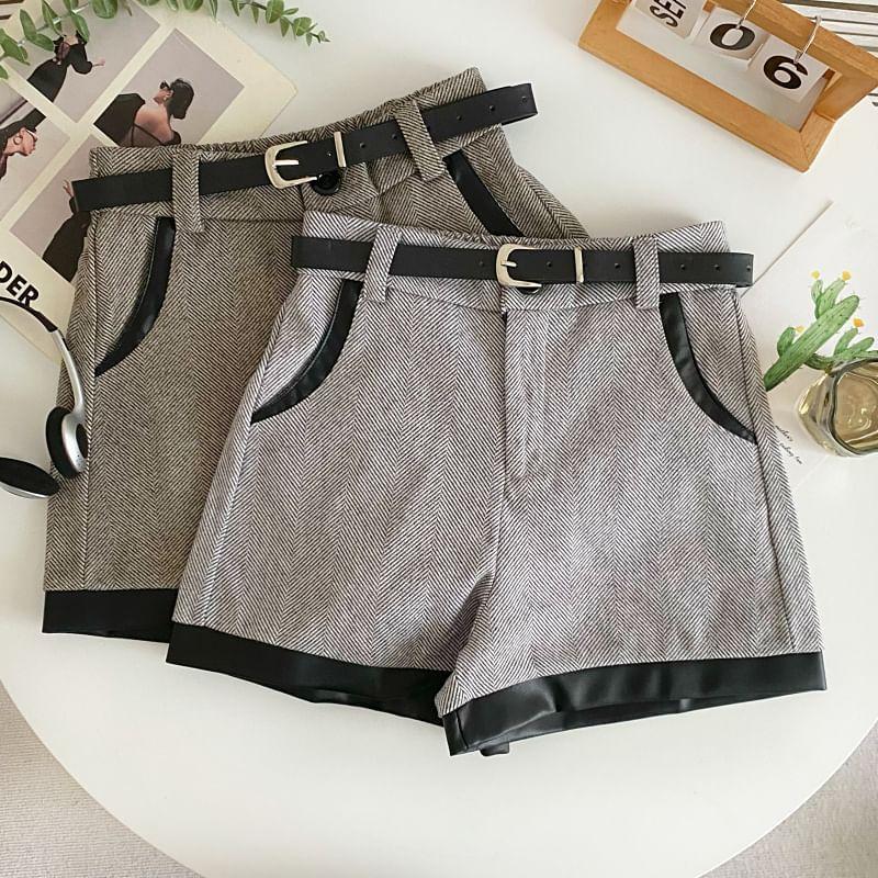 High Waist Herringbone Shorts With Belt Product Image