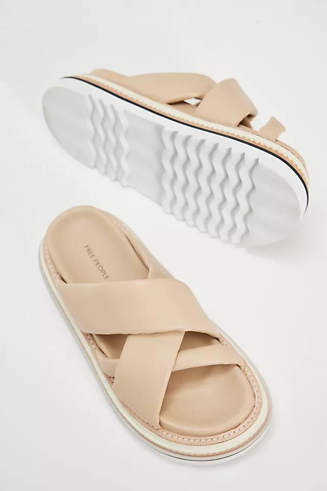 High Tide Flatform Sandals Product Image