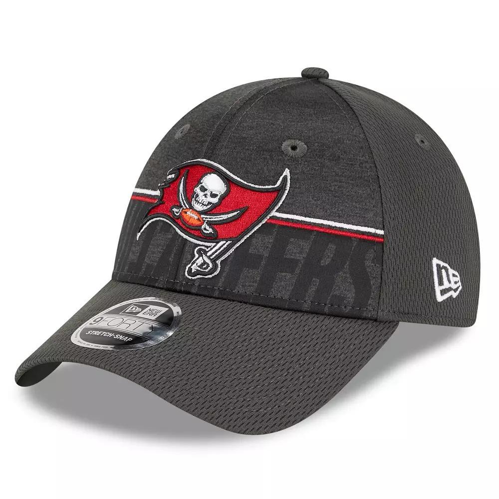 Men's New Era Pewter Tampa Bay Buccaneers 2023 NFL Training Camp 9FORTY Adjustable Hat, Charco Product Image