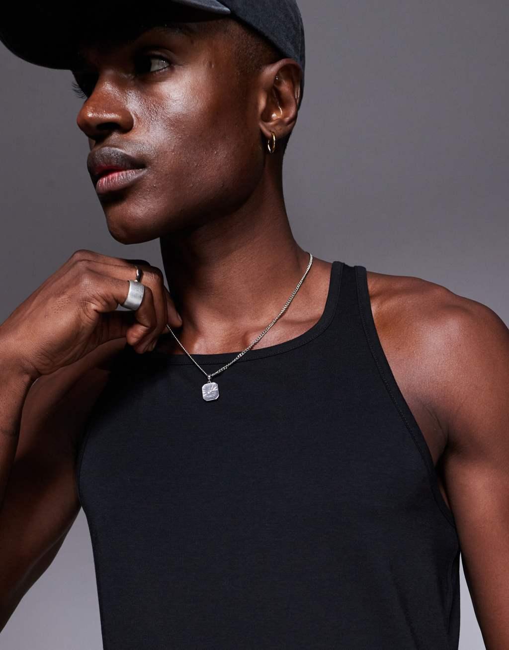 4505 quick dry square neck slim fit training tank top in black  Product Image