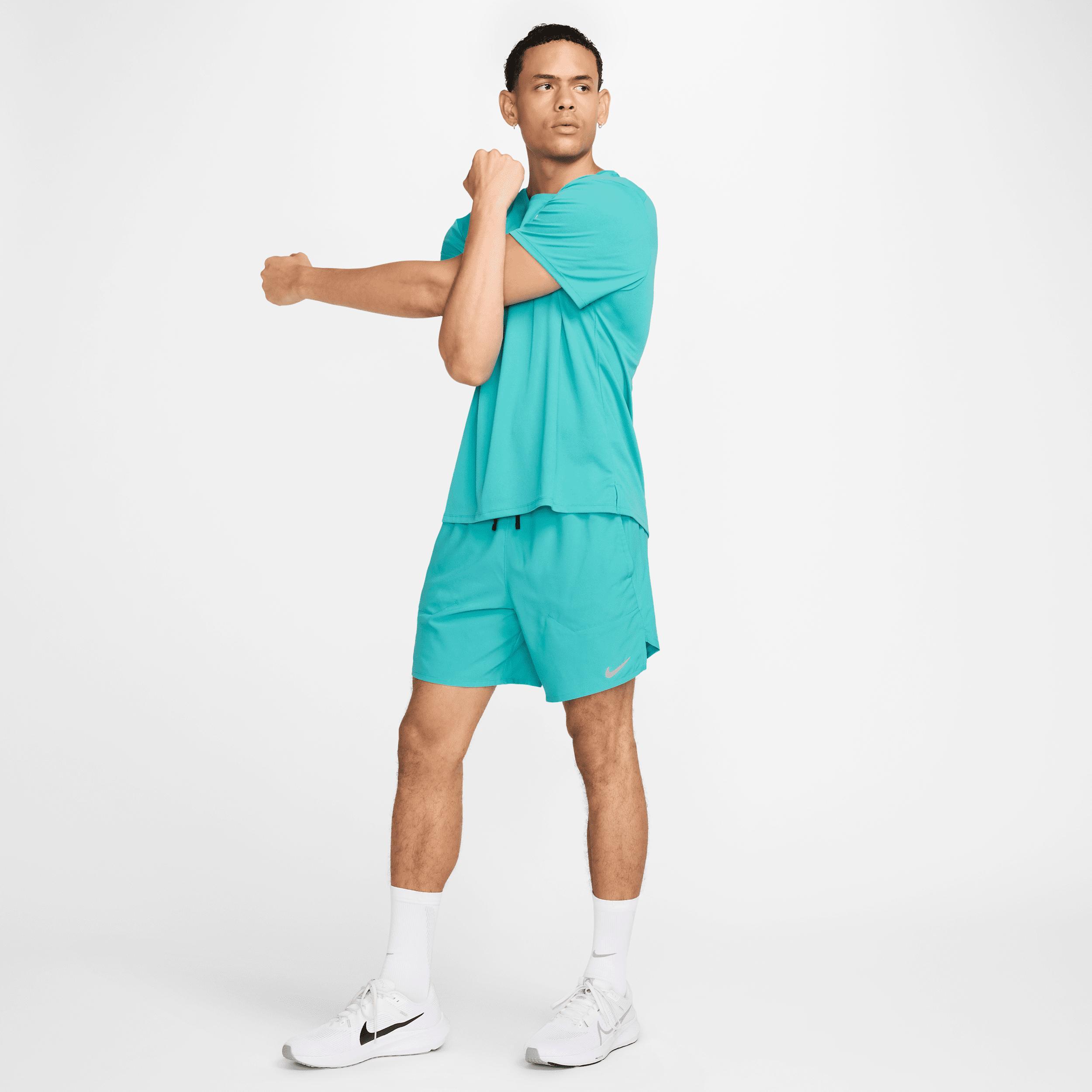 Nike Men's Stride Dri-FIT 7" 2-in-1 Running Shorts Product Image