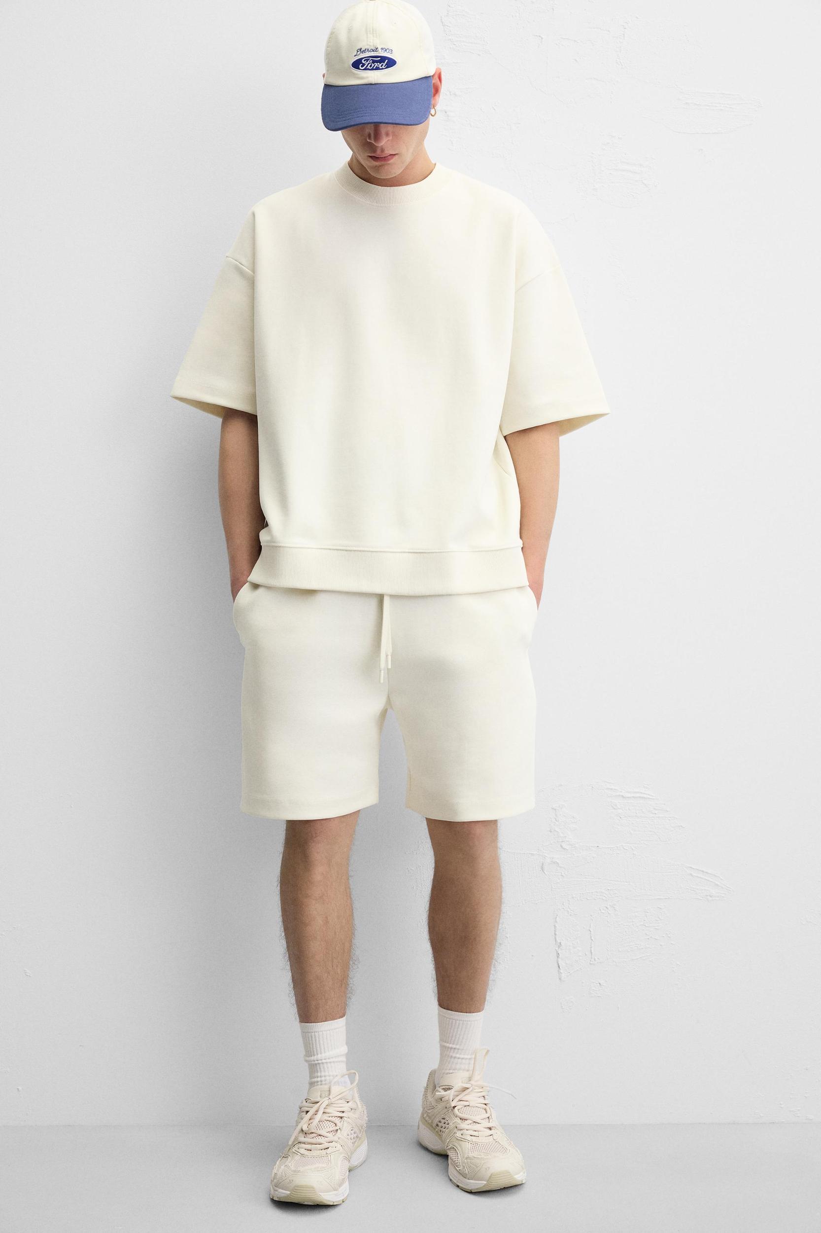 TECHNICAL INTERLOCK SHORTS Product Image