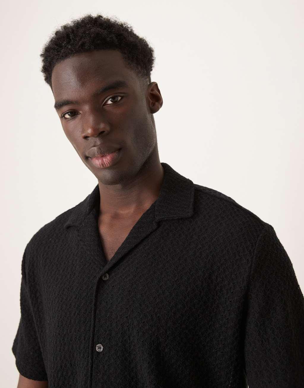 Selected Homme textured revere collar shirt in black Product Image