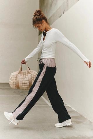 Snow Day Pants Product Image